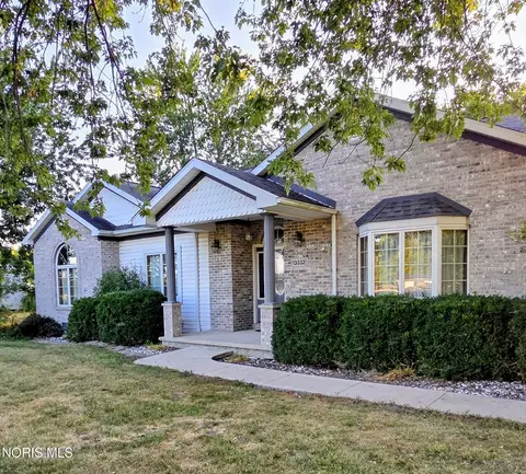 13332 St Rt 15, Defiance, OH 43512