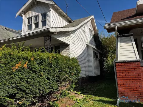 Exterior - 1422 Tecumseh St, Toledo, OH 43607 photo 2 of 2