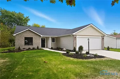 917 S Walnut St, Bryan, OH 43506 photo 2