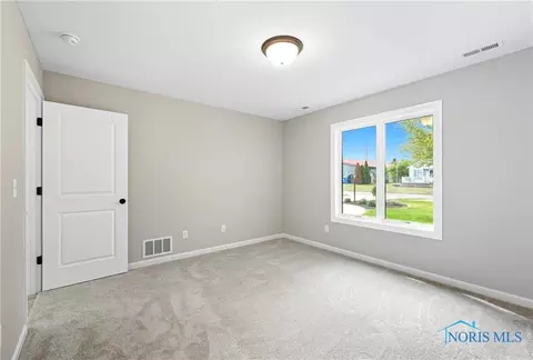 917 S Walnut St, Bryan, OH 43506 photo 27