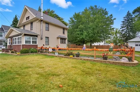 859 Wright Ave, Toledo, OH 43609 photo 2