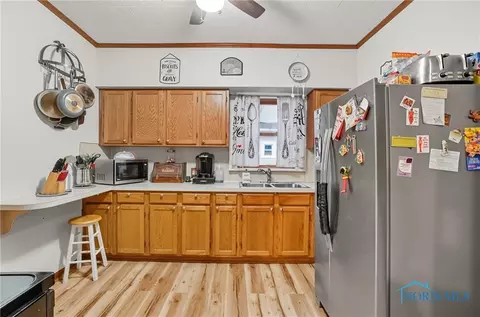 859 Wright Ave, Toledo, OH 43609 photo 12