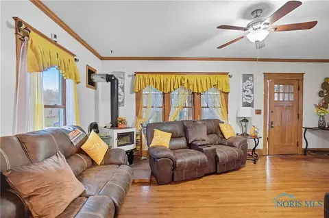 859 Wright Ave, Toledo, OH 43609 photo 7