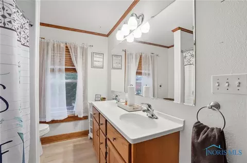 859 Wright Ave, Toledo, OH 43609 photo 24
