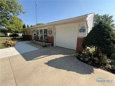 302 Degroff Ave, Archbold, OH 43502