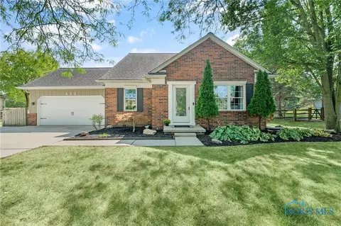 422 Chesterfield Ln, Maumee, OH 43537
