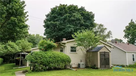 734 E Front St, Defiance, OH 43512 photo 14