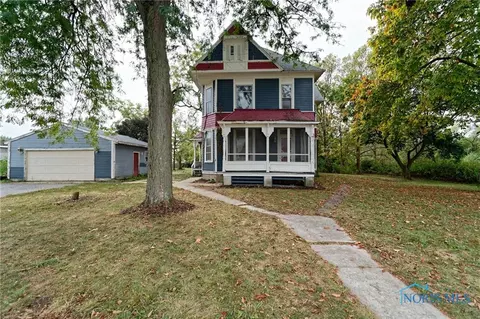 141 W Main St, Portage, OH 43451