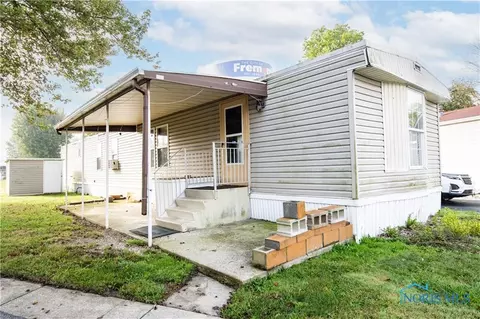 1730 Port Clinton St #33, Fremont, OH 43420