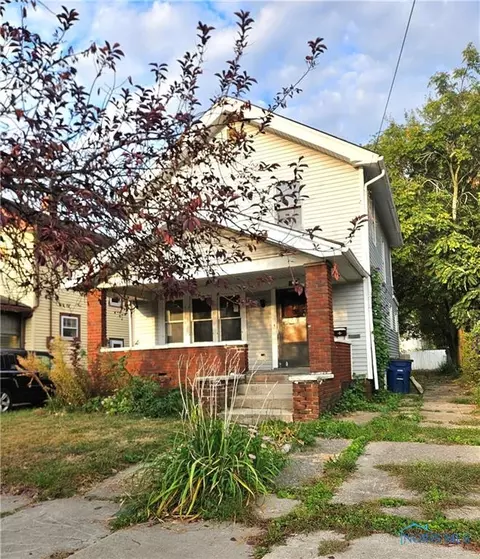 1016 Woodsdale Ave, Toledo, OH 43609