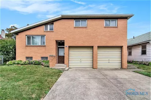 2909 111th St, Toledo, OH 43611