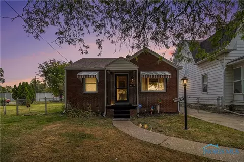 3324 Buckeye St, Toledo, OH 43608