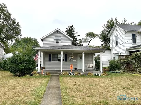 607 Center St, Findlay, OH 45840