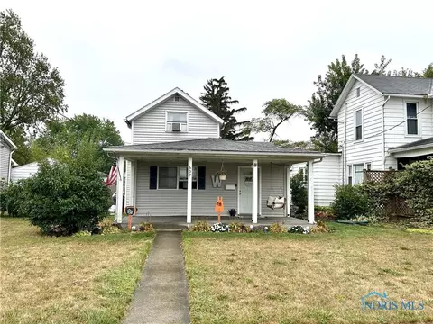 607 Center St, Findlay, OH 45840