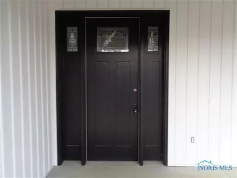 Entry Way - 717 E 717 12 721 E Third St, Ottawa, OH 45875 photo 1 of 3