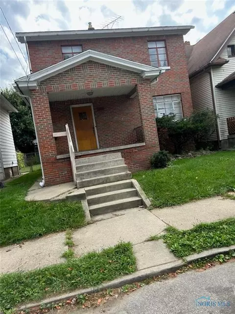 324 Moss St, Toledo, OH 43608