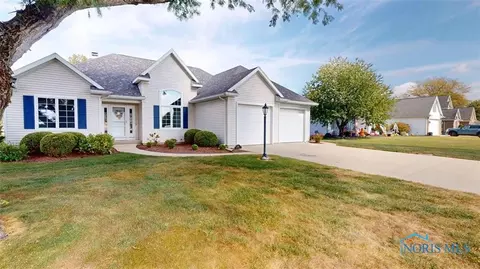 506 W Linden Ave, Gibsonburg, OH 43431