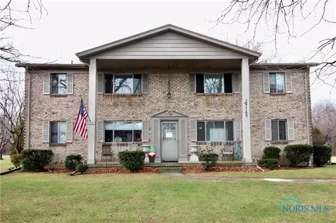 29165 Hufford Rd, Perrysburg, OH 43551