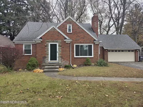 2824 Secor Rd, Toledo, OH 43606