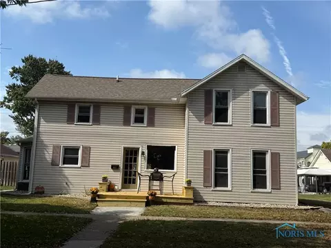 514 West St, Genoa, OH 43430
