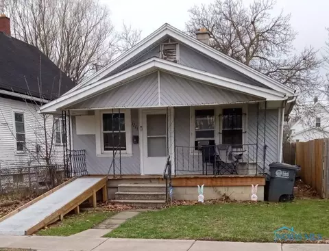 1215 Woodstock Ave, Toledo, OH 43607