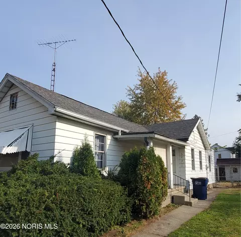 323 Langdon St, Toledo, OH 43609