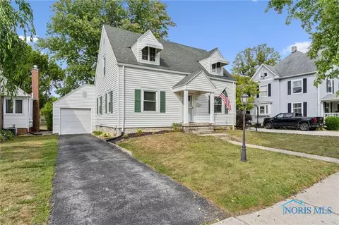 420 1st St, Findlay, OH 45840