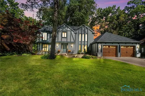 4510 Woodbriar, Toledo, OH 43623