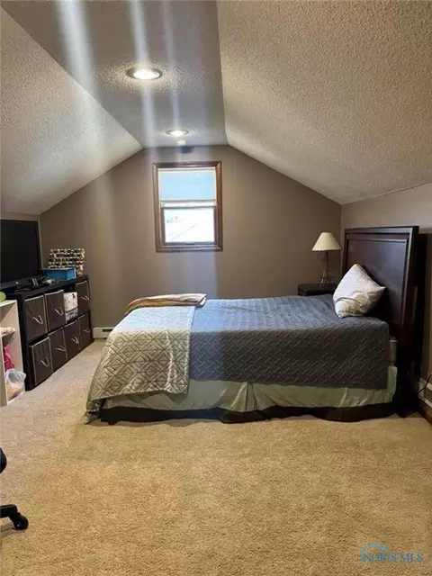 Bedroom - 206 Brown Dr, Bryan, OH 43506 photo 1 of 9