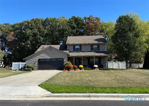 Exterior - 206 Brown Dr, Bryan, OH 43506 photo 2 of 5