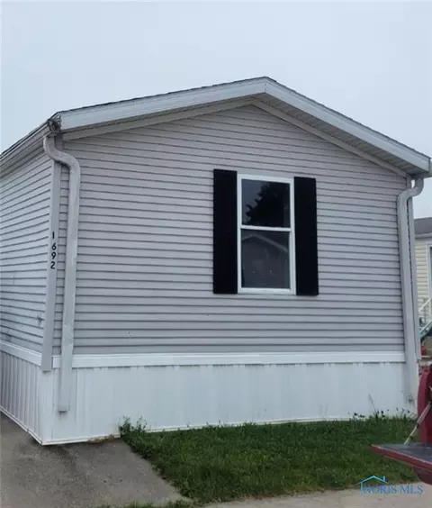 1692 Durango Dr, Defiance, OH 43512