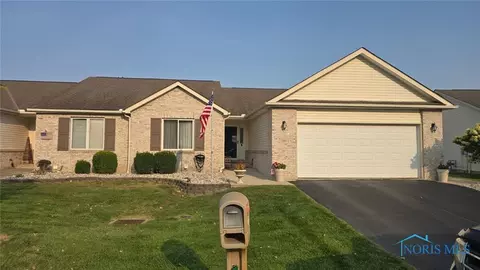 2321 Villa West Dr, Findlay, OH 45840