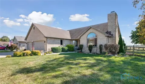 3904 Oakfield Dr, Oregon, OH 43616