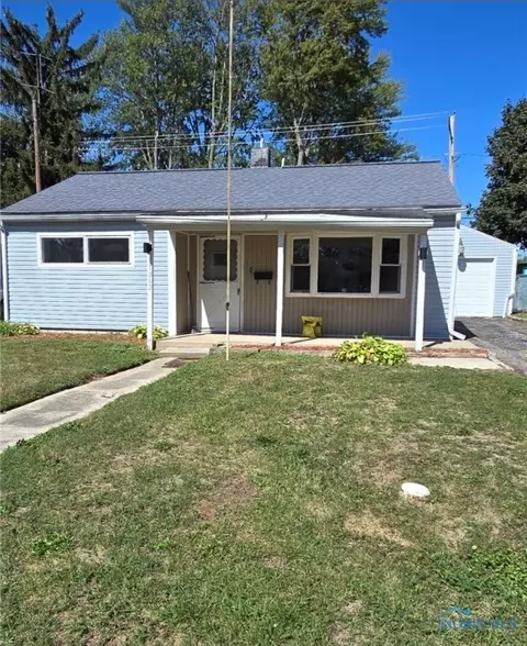 1062 Vincent St, Findlay, OH 45840