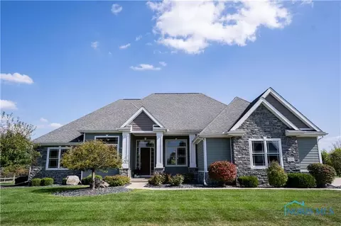 5731 Hamptons Dr, Monclova, OH 43542