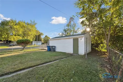 1101 Mackow Dr, Toledo, OH 43607 photo 46