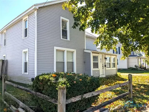 434 Monroe St, Delta, OH 43515
