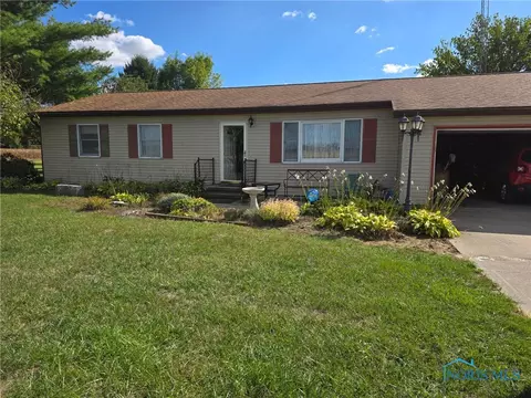 7 359 County Road W Rd, Delta, OH 43515