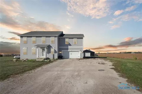 4396 Dowling Rd, Perrysburg, OH 43551
