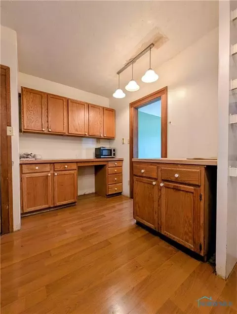 106 N Cherry St, Bryan, OH 43506 photo 5