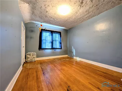106 N Cherry St, Bryan, OH 43506 photo 12