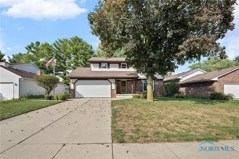 1248 Applegate St, Waterville, OH 43566