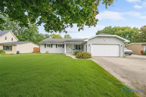 433 Church St, Swanton, OH 43558