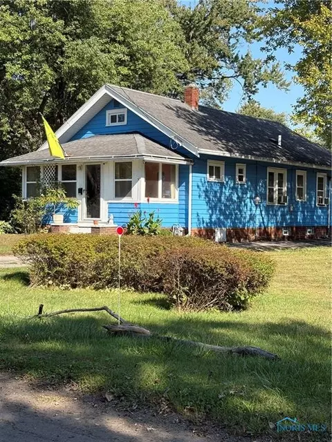 5150 Norton Pl, Toledo, OH 43615