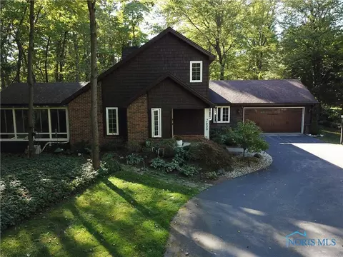 2609 Gradwohl Rd, Toledo, OH 43617
