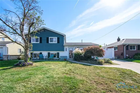 4534 282nd St, Toledo, OH 43611