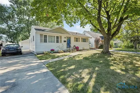 1108 Richland St, Maumee, OH 43537
