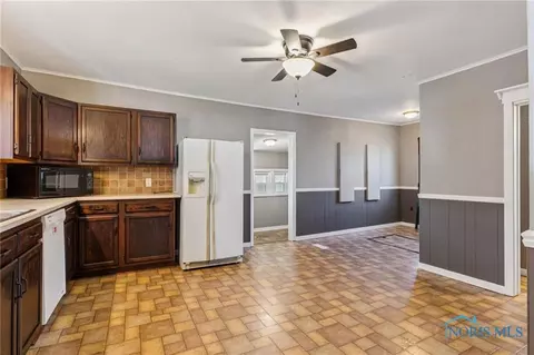 137 Monroe Ave, Findlay, OH 45840 photo 16