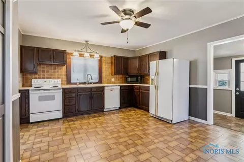 137 Monroe Ave, Findlay, OH 45840 photo 21