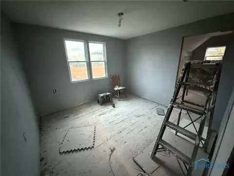Bedroom - 16702 State Route 49, Edon, OH 43518 photo 1 of 2